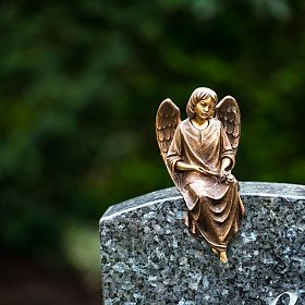 2024-kufstein-friedhof-c-adobestock-104493206--4