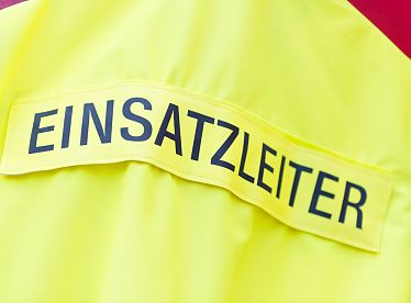 2024-stadt-kufstein-einsatzleitung-symbol-christian-schwier-stock