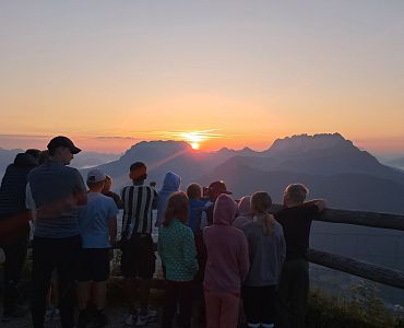 eine Sonnenaufgangs-Wanderung auf den Pendling