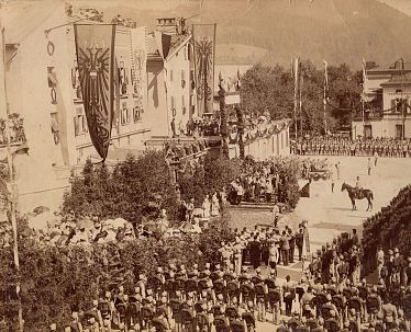 2024-Stadt-Kufstein-Stadtarchiv-1895-Fahnenweihe der Kaiserjäger