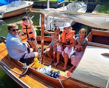 slim-yachtfahren-am-chiemsee